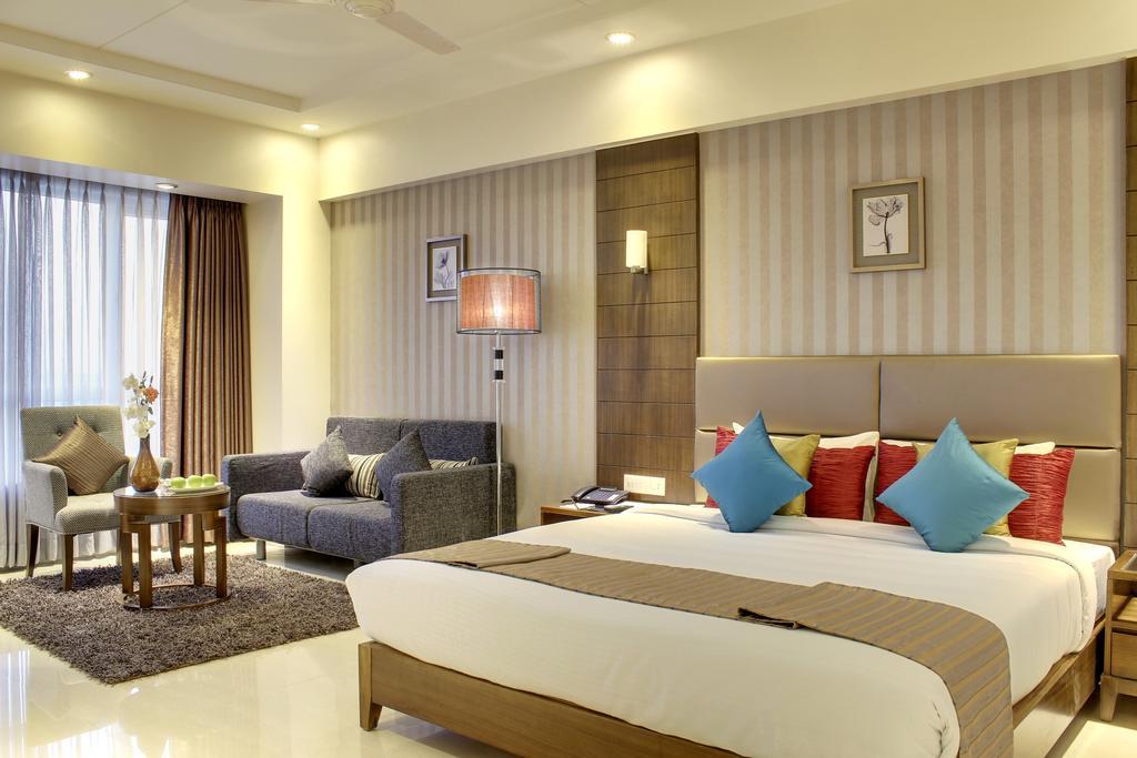 Hotel Suba Grand Dahej Exterior photo